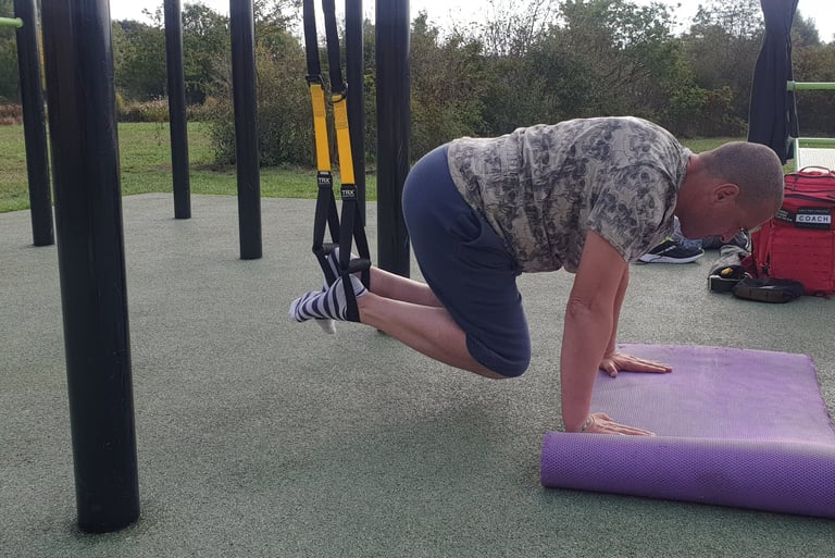 remise en forme abdominaux TRX gainage