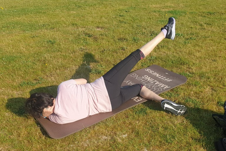 gym femme hanches fessiers parc