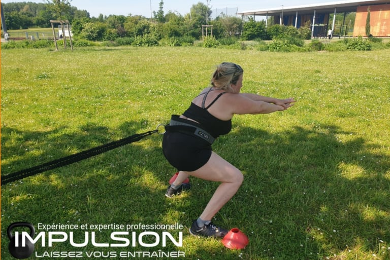 femme renforcement musculaire cuisses abdos fessiers 