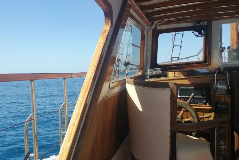 cabina y sillon capitan mondragon 