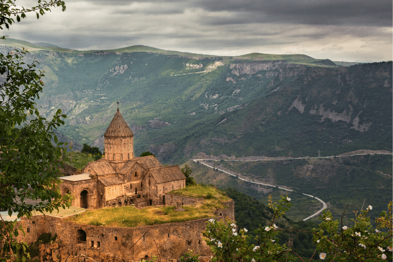 Monasterio de Tatev, Armenia