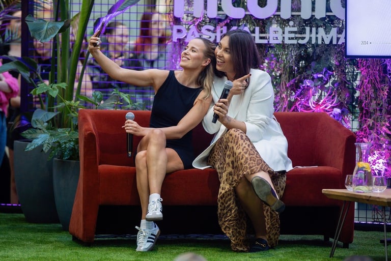 Gelminė Glemžaitė ir Aistė Kabašinskaitė