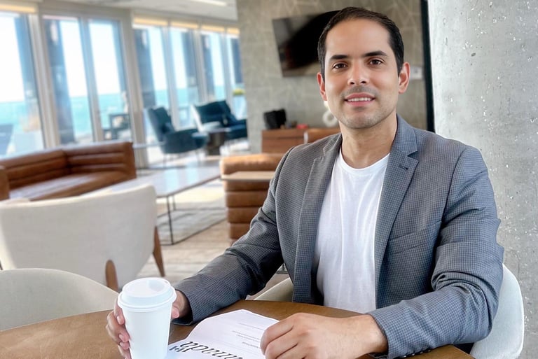 Alejandro González ( Regulated Canadian Immigration Consultant) 