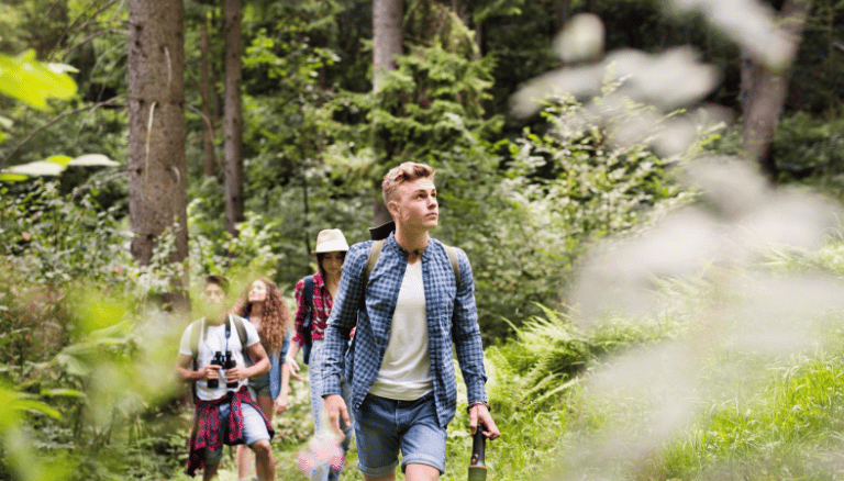 Images licensed via Canva (www.canva.com)  