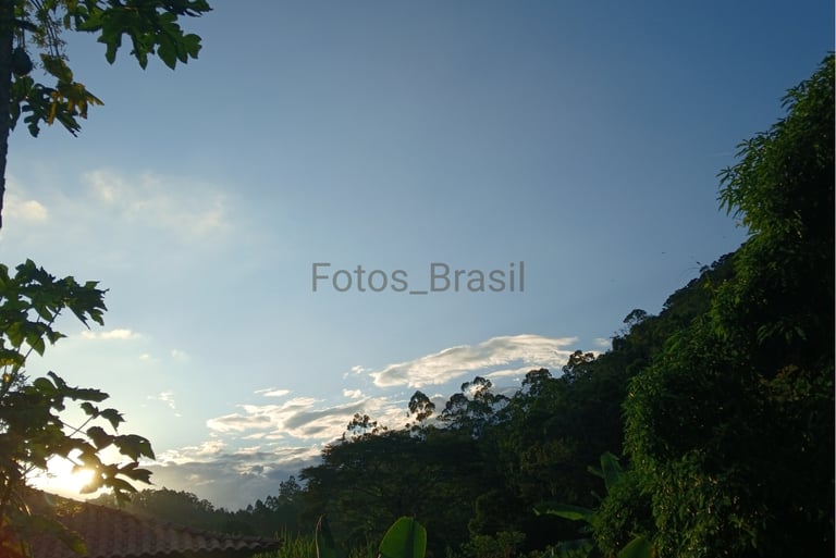 [Download] Fim de tarde com o por do sol em um lugar qualquer.