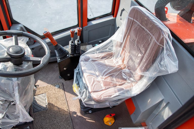 Brand New 61.5kw HWC-40A All Terrain Forklift interior view image