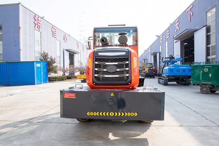 Brand New 61.5kw HWC-40A All Terrain Forklift front view image