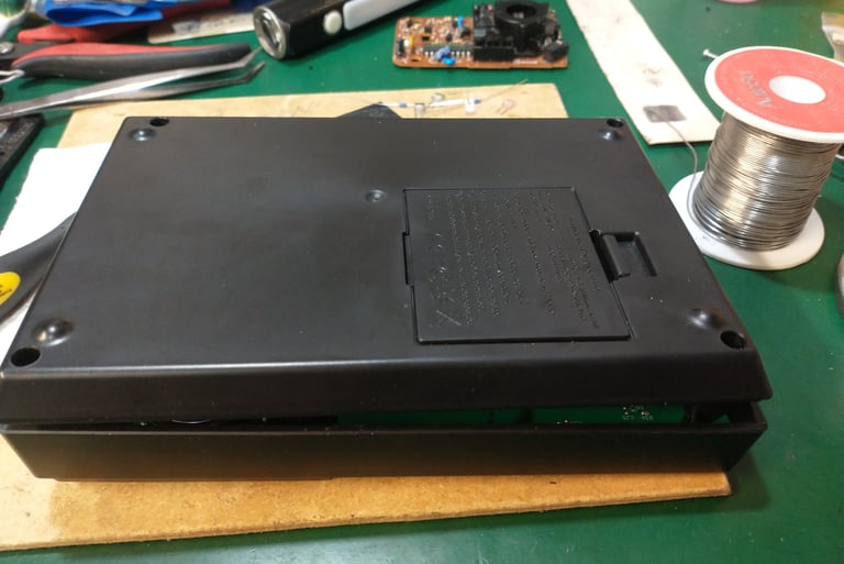 Stylophone Beat sync mod removing case 1