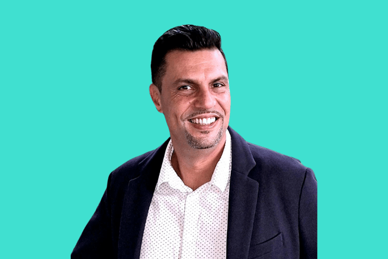 Lionel Nicolas, fondateur de LOG INNOV KARAÏB, expert en logistique et supply chain en Martinique.