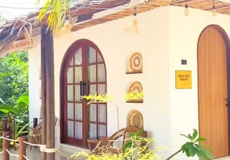 penginapan kulik kayu resort kawasan mandeh