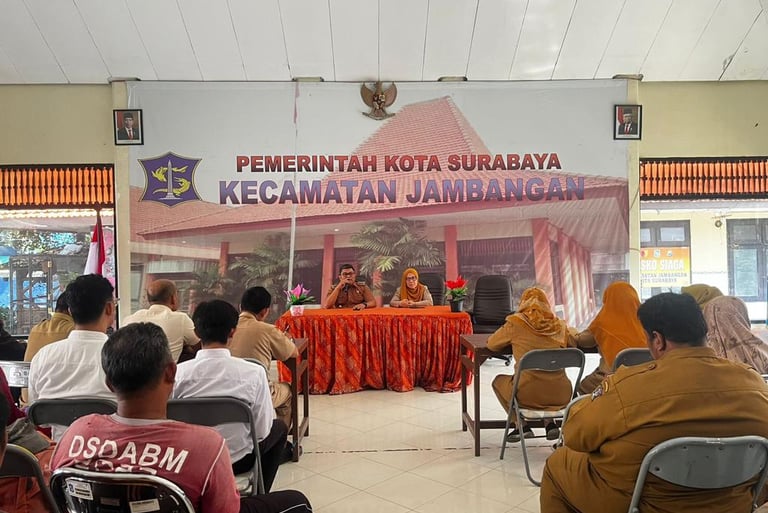 Rapat Koordinasi Pegawai Kecamatan