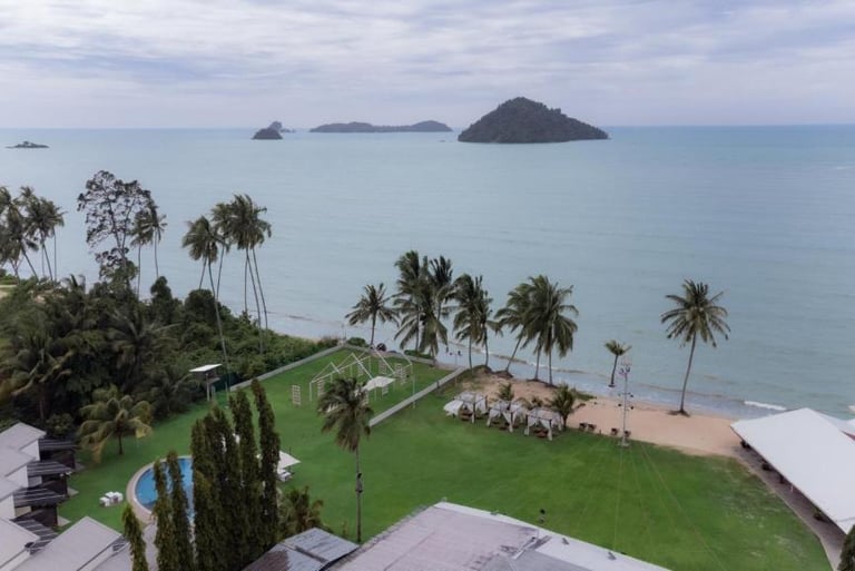 Langkah Syabas Beach Resort, Kota Kinabalu