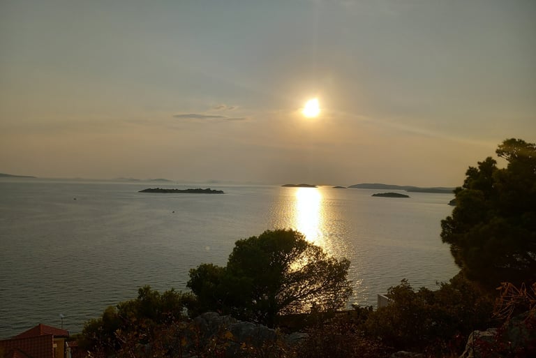 Sonnenuntergang Tribunj