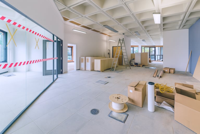 Modernizacja i rearanżacja. Remont biura, remont istniejącego biura.