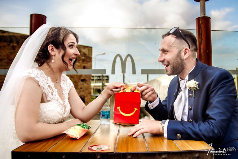 sposi al Mc Donald