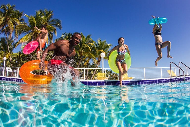 Construcción y Mantenimiento de Piscinas en Ecuador