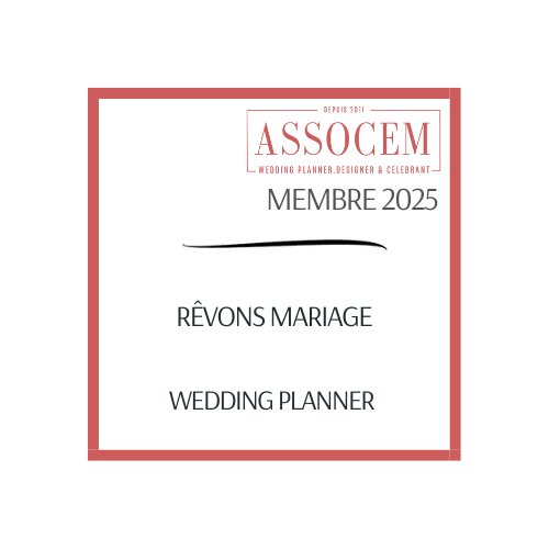 Macaron indiquant que Rêvons Mariage est membre de l'Assocem