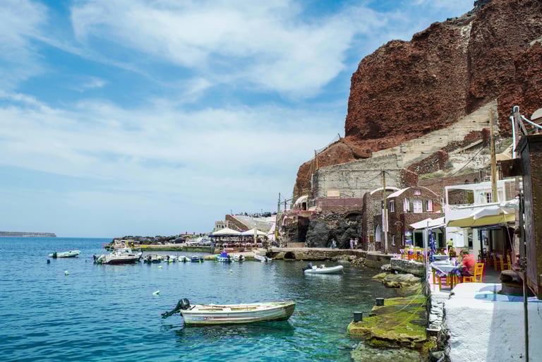Ammoudi Bay, Santorini (picture from pexels)