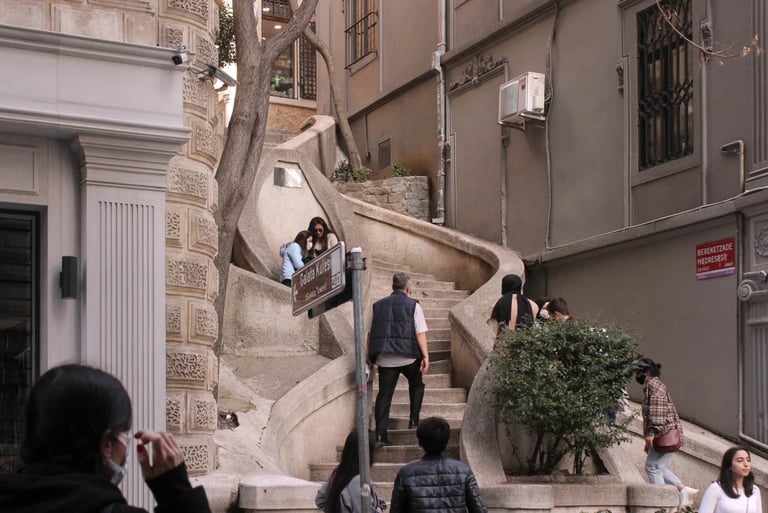 KAMONDO MERDİVENLERİ/CAMONDO STAIRS