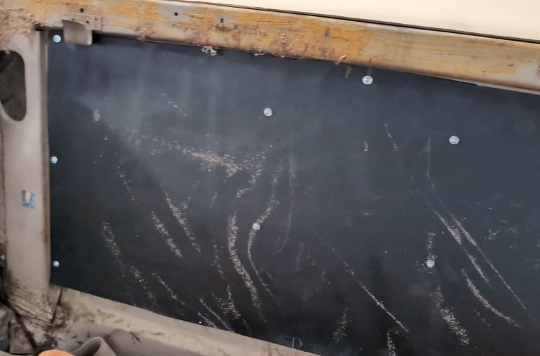 mustang trunk divider