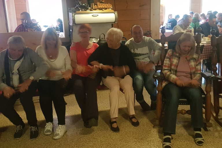 spectacle-musique-traditionnelle-cabane-sucre-quebec