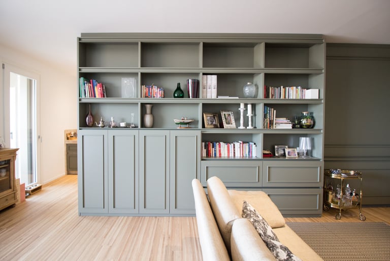 Giulia Sbrogiò | designer - Progettazione d'interni -  progettazione su misura- boiserie- arredamento di design- salotto