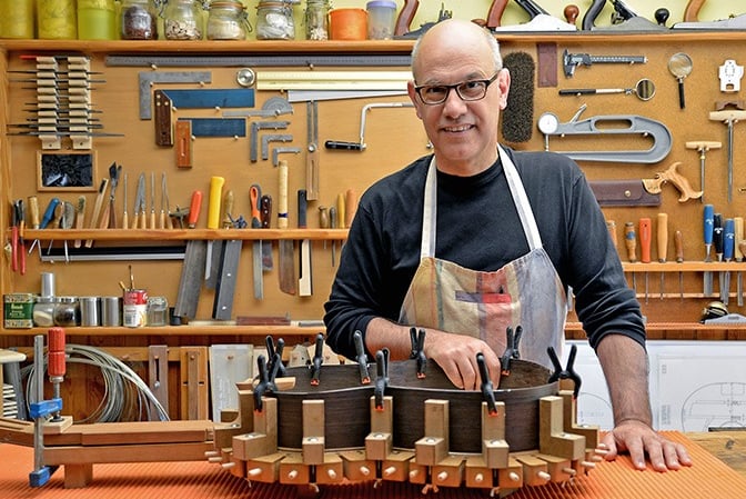 Retrato de Antonio Manjón en su taller.