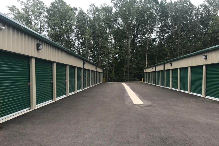 Some of the drive up units available at Alcoa Road Storage Too