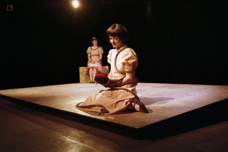 "La Monstre". Gersende Michel, Séverine Cojannot. Delle Piane / Beheydt