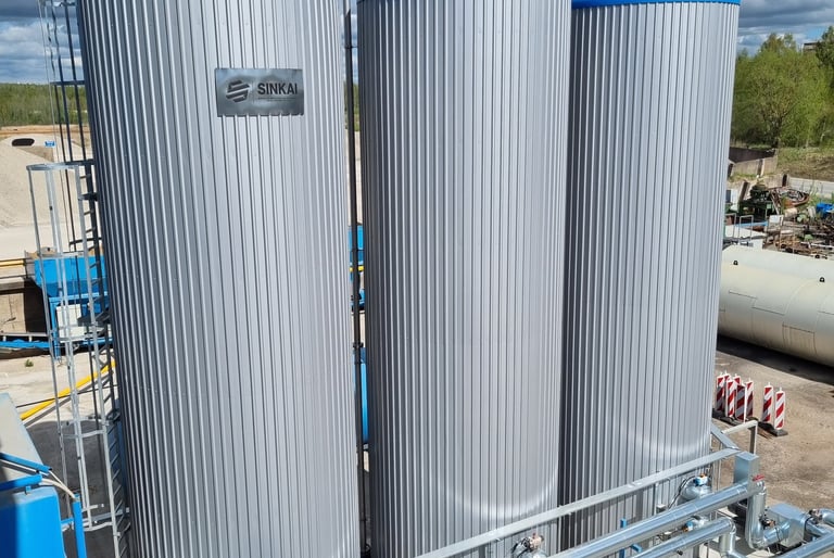 Bitumen tanks