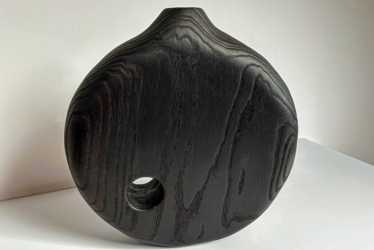 Minimal design sculpture. Brighton East Sussex. Wabisabi interior calm design. Homeware.