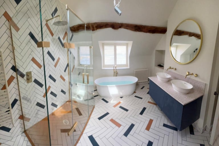 Contemporary bathroom with walk-in shower and stylish tiling installed in Evesham