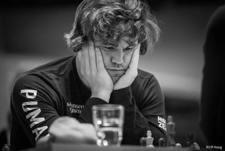 "End of an era" as Carlsen leads Offerspill to first title. Magnus Carlsen. Norwegian League 2023.