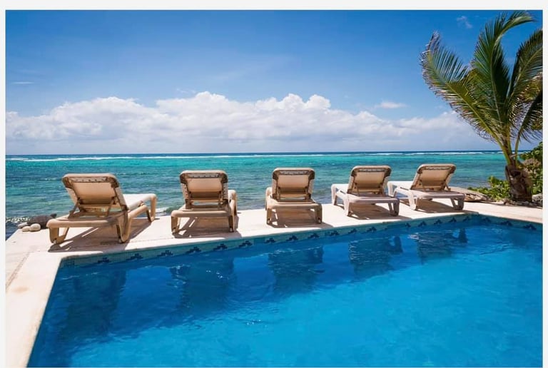 Spacious patio area at the Akumal retreat villa, perfect for yoga practice and relaxation during the yoga retreats