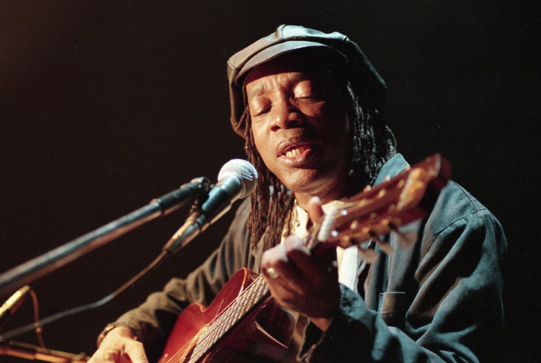 Milton Nascimento
