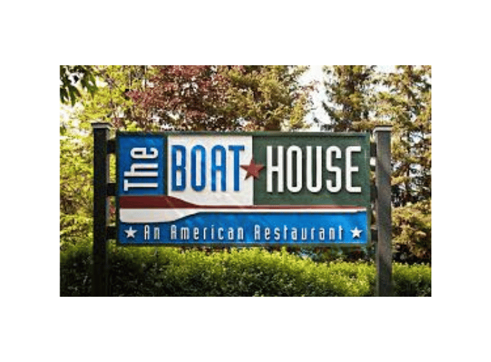 the boat house sign at lake wallenpaupack