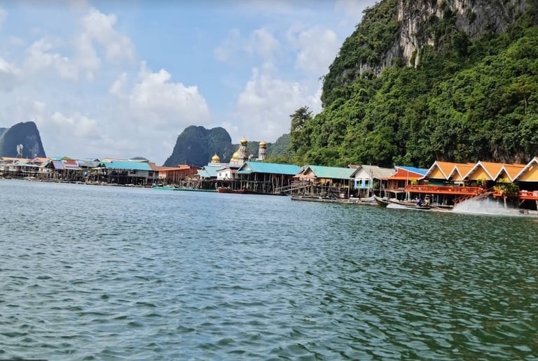 thailand phang nga panyee floating village