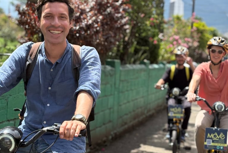 tour vélo Medellín avec guide francophone