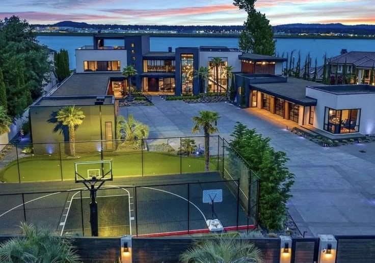 Homes in Queen Creek by HomeSmart and Lexi Clark