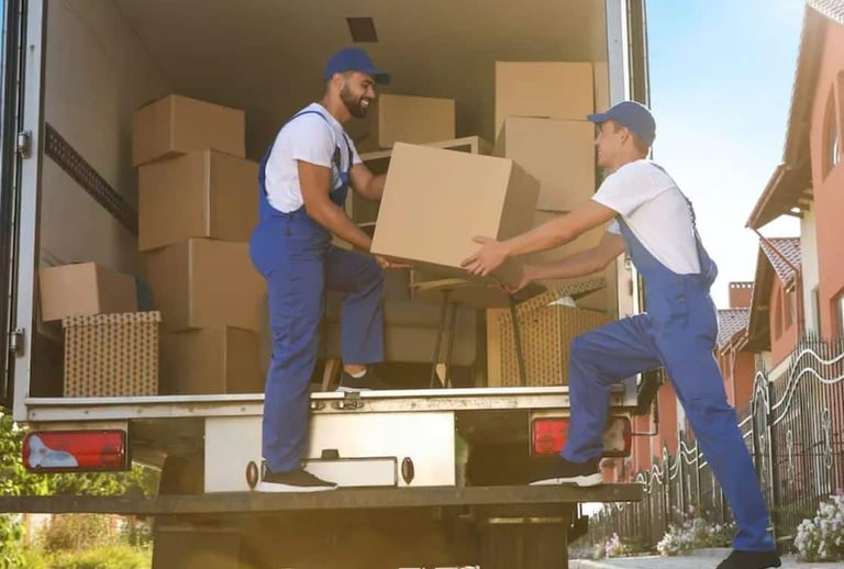 At Tom Livizos Real Estate relocation feels effortless and welcoming