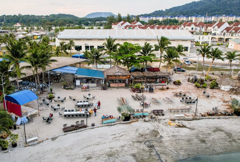 anylodge marina island beach restaurant