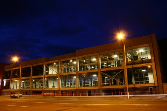 Biuras su Amtico vinilinėmis grindimis