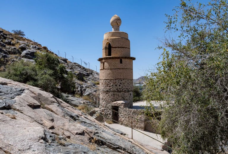 qantara-mosque-masjid-madhoon-taif-makkah-province