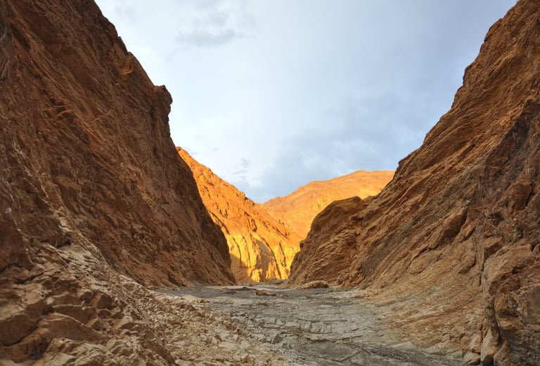 the golden walls of the mosaic canyon, death valley