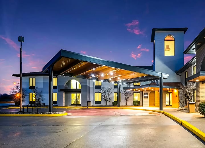 Commercial pest control services for Dorval hotels, restaurants and businesses