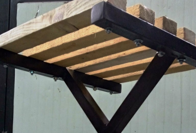 drvometal, drvo metal, nameštaj, police, stolovi, stolice, ograde, ograda, kapija