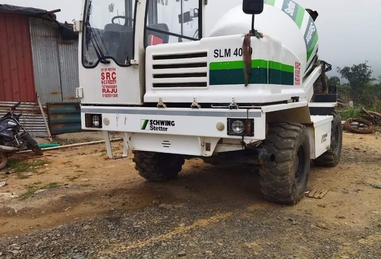 SELF LOADING CONCRETE MIXER