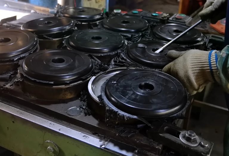 Cooling and trimming process for small rubber plates production