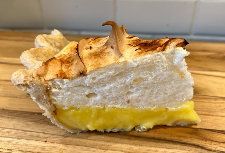lemon meringue pie slice