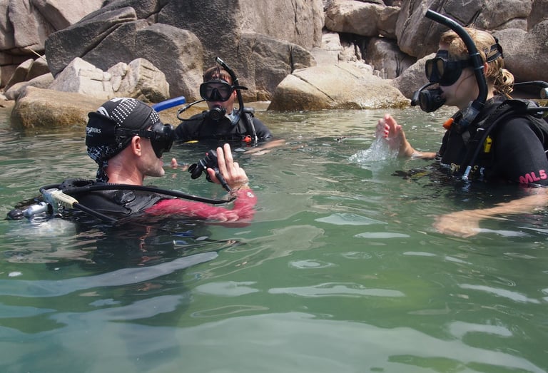 PADI Divemaster Koh Tao candidates training with Master Divers